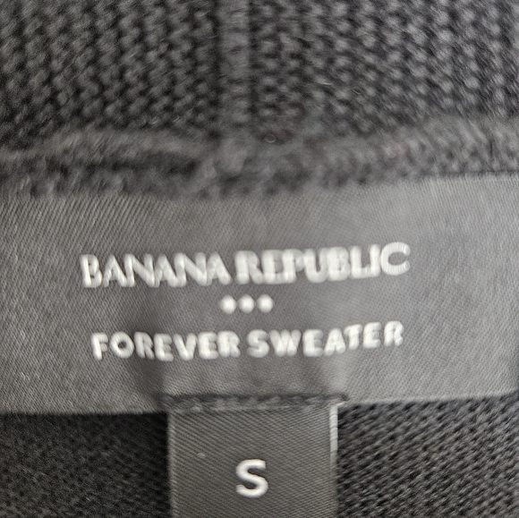 Banana Republic Forever Sweater Button-Front Cardigan Women’s Small NWT $75 Msrp - Picture 4 of 9